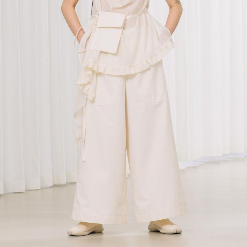 oversized pants with pockets
