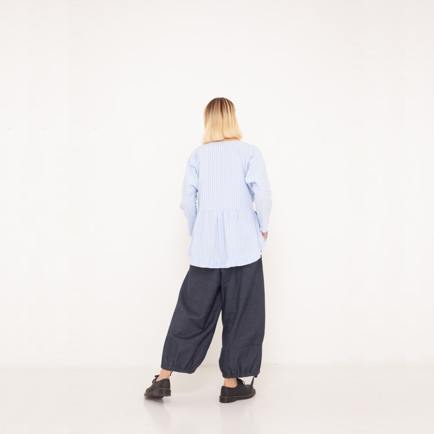 16 longsleeve with rushing and stripes 2023-01-03-WasteLessFashion by Natascha von Hirschhausen WasteLessFuture.jpg