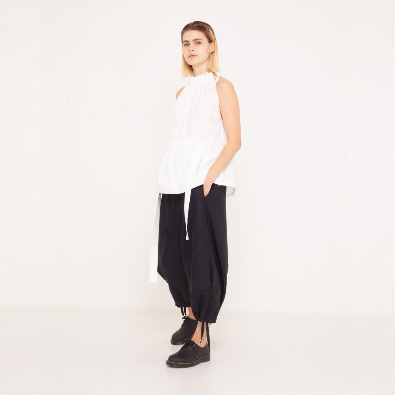 16 oversized culotte made of organic wool 2023-01-03-WasteLessFashion by Natascha von Hirschhausen WasteLessFuture.jpg