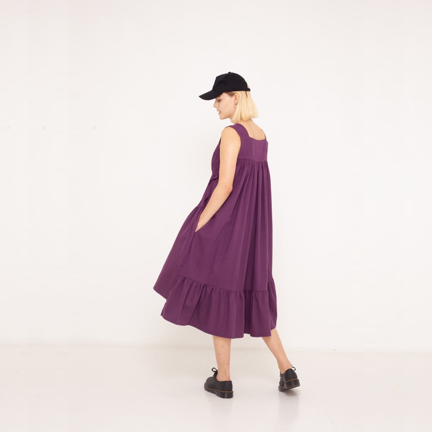 23 unique asymmetric dress with flairs 2023-01-03-WasteLessFashion by Natascha von Hirschhausen WasteLessFuture.jpg