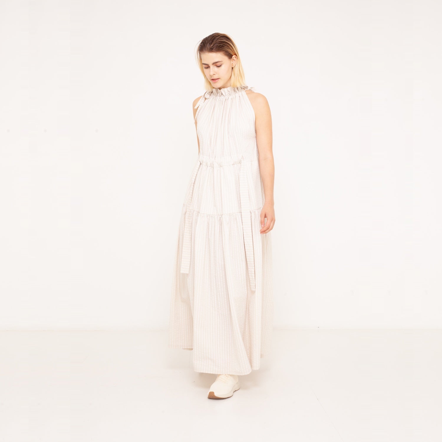 3 versatile, long dress with kangoroo-pocket 2023-01-03-WasteLessFashion by Natascha von Hirschhausen WasteLessFuture.jpg
