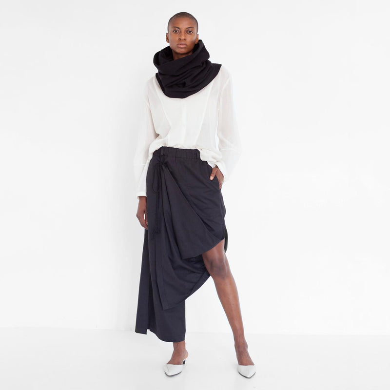 draped pants made of organic cotton by Natascha von Hirschhausen fashion design made in Berlin