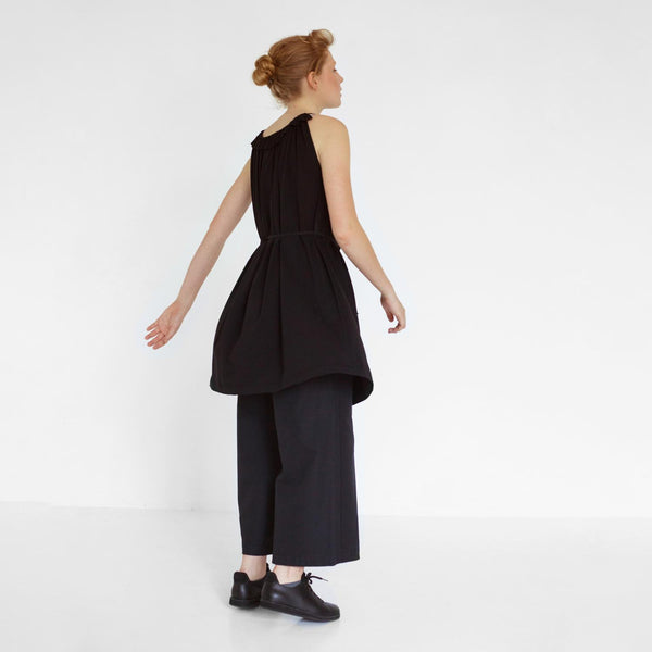 flowing summer dress with ruffles by Natascha von Hirschhausen fashion design made in Berlin