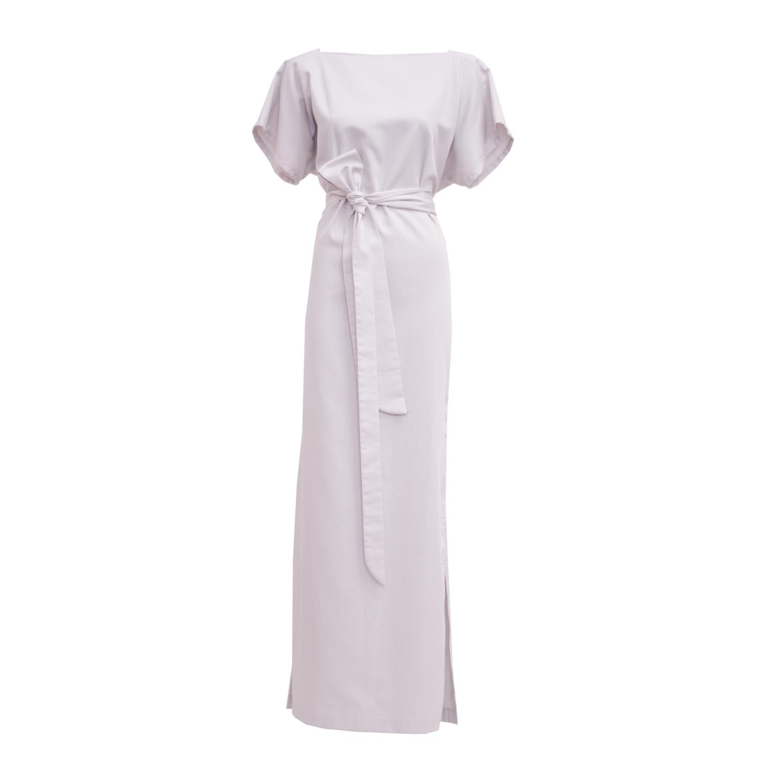minimal design bridal dress made of organic cotton by Natascha von Hirschhausen fashion design made in Berlin