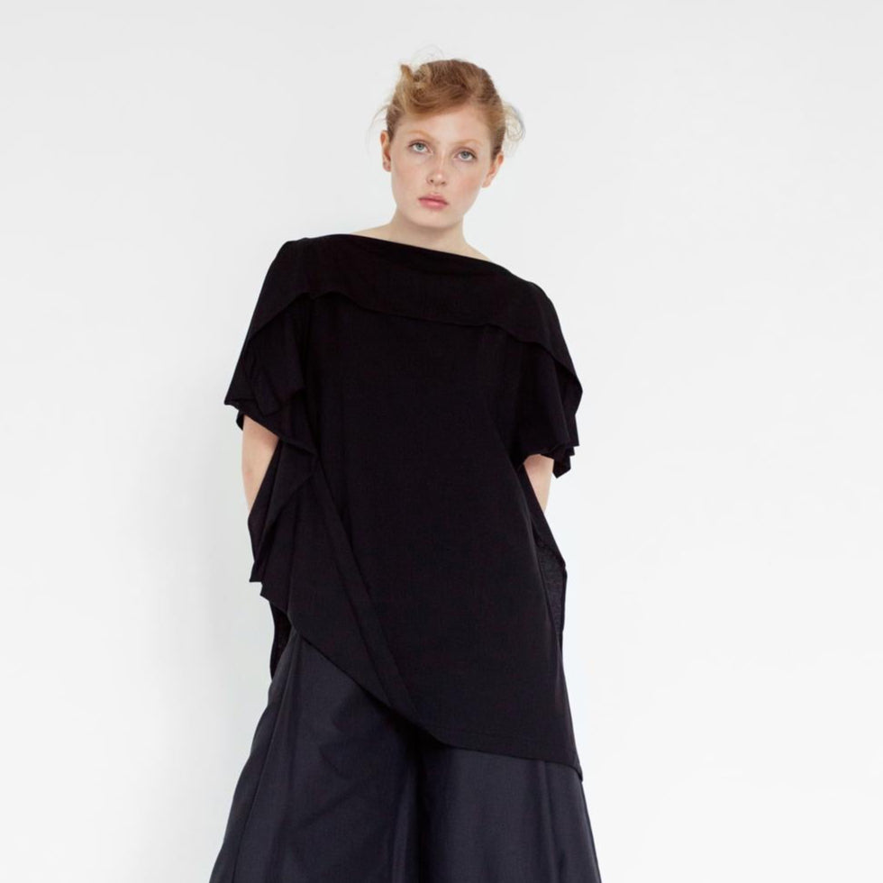 versatile top made of organic cotton by Natascha von Hirschhausen fashion design made in Berlin