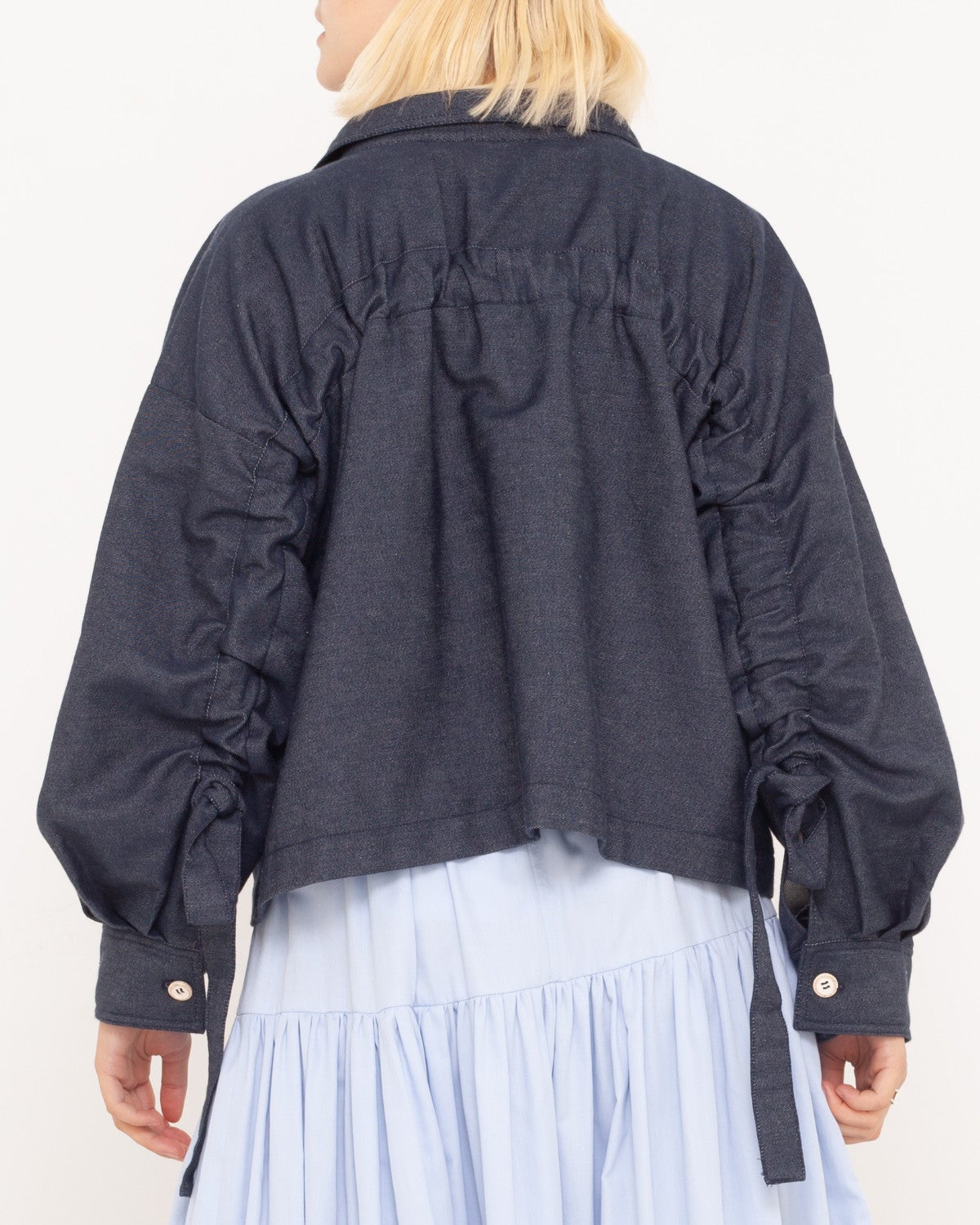 denim jacket with gathering and big pockets