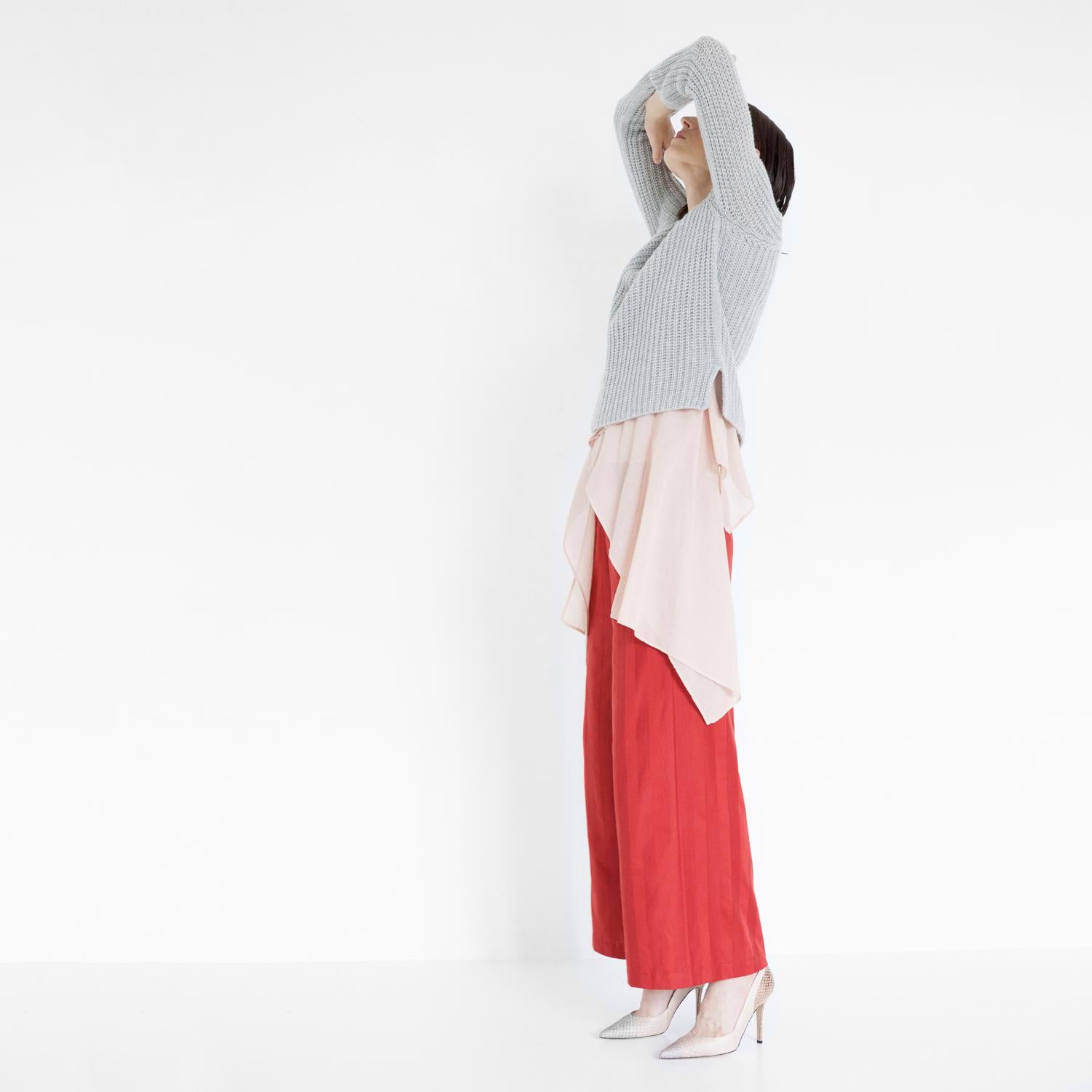 hand knitted cashmere pullover by Natascha von Hirschhausen fashion design made in Berlin