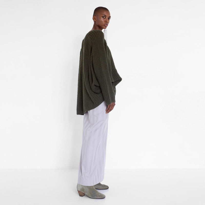 oversized  knit pullover made of pure cashmere by Natascha von Hirschhausen fashion design made in Berlin
