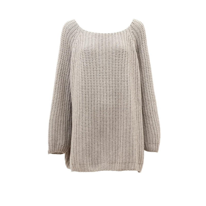 oversized  knit pullover made of pure cashmere by Natascha von Hirschhausen fashion design made in Berlin