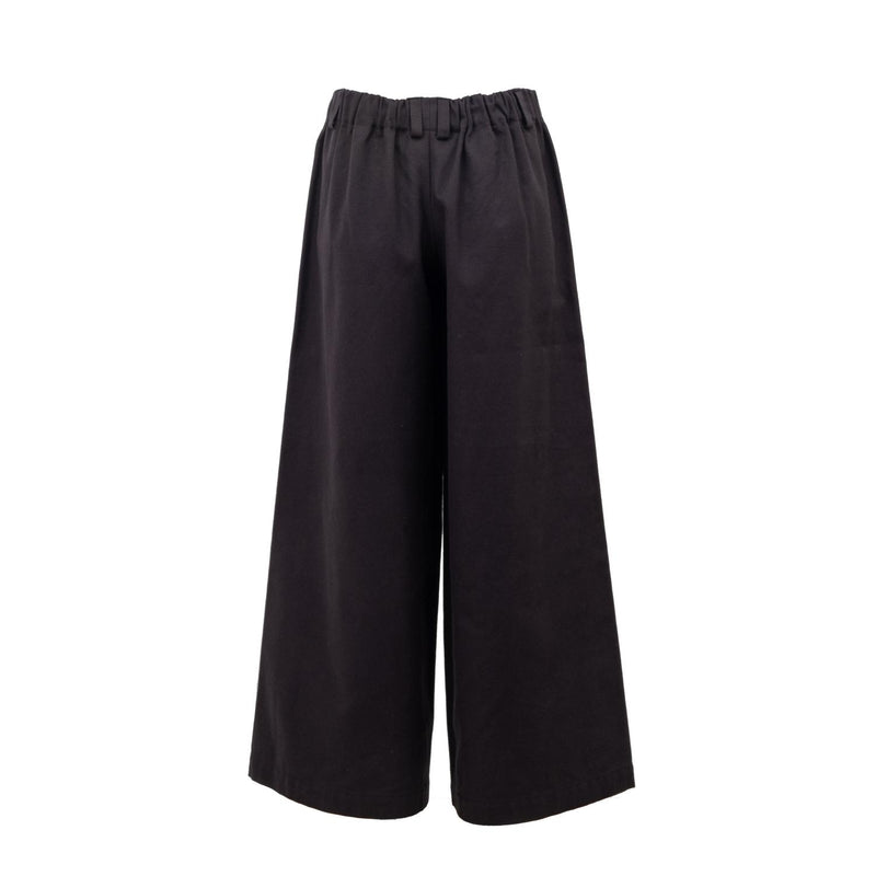 robuste pants made of organic twill by Natascha von Hirschhausen fashion design made in Berlin