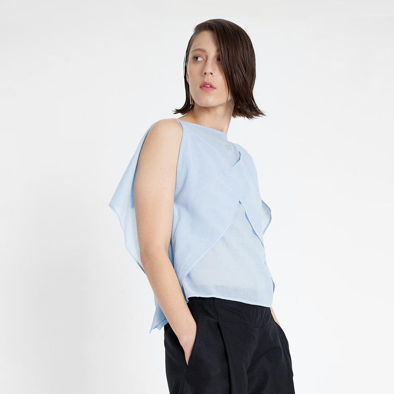 transparent summer blouse made of organic cotton by Natascha von Hirschhausen fashion design made in Berlin