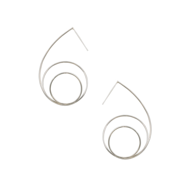 moderne Creole aus recyceltem Silber