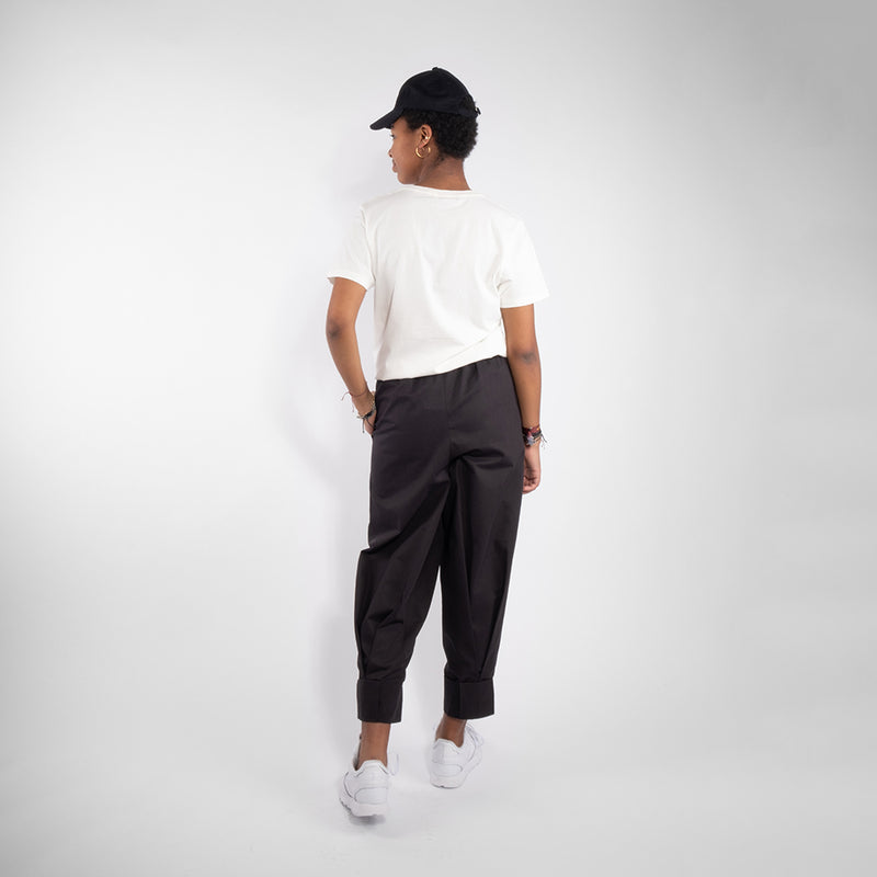 unisex T-shirt with logo